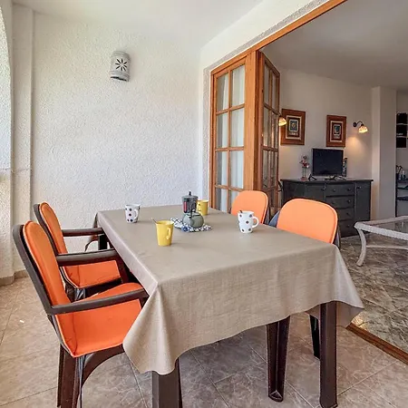 Apartment 2 Bedroom Beautiful In Denia
