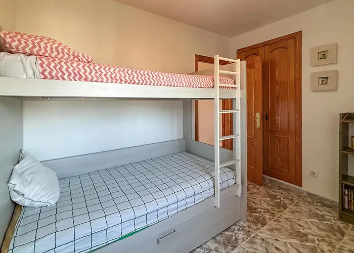 Apartment 2 Bedroom Beautiful In Denia